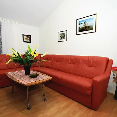 Bijuk Apartment